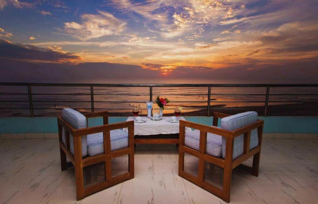 Hotel Sea Crown Кокс Базар Екстериор снимка