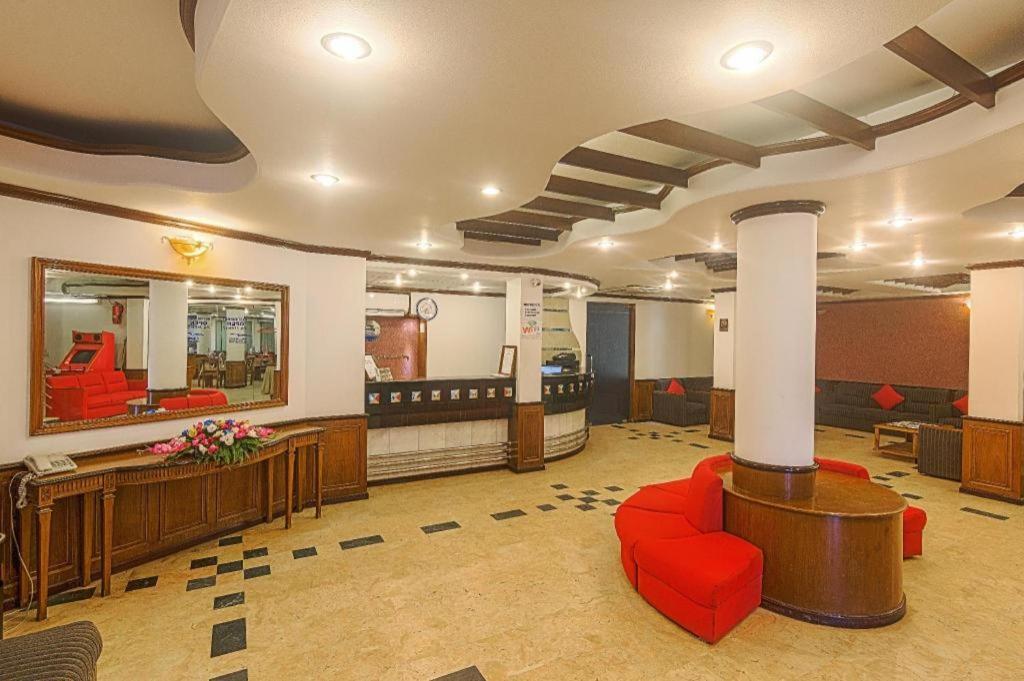 Hotel Sea Crown Кокс Базар Екстериор снимка